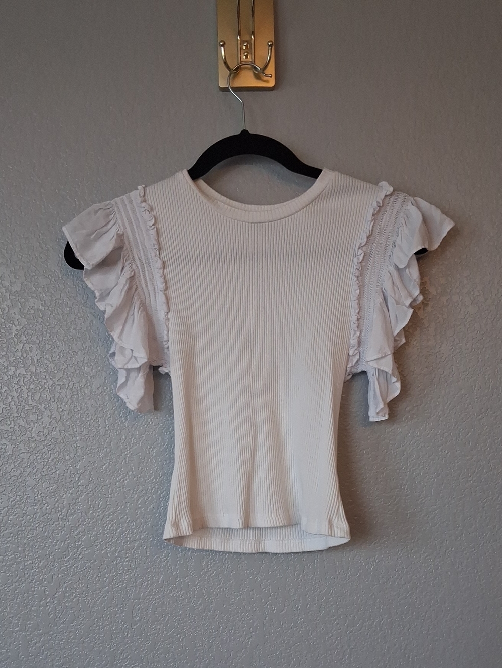 Zara White Ribbed Top with Ruffled Short Sleeves
